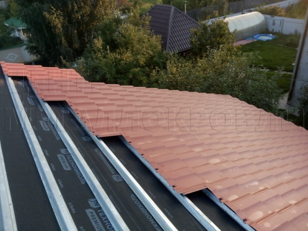 Металлочерепица Геркулес 8004 терракотовый Стальной Бархат от Центра Металлокровли в Тюмени