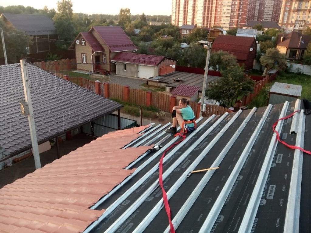 Металлочерепица Геркулес 8004 терракотовый Стальной Бархат от Центра Металлокровли в Тюмени