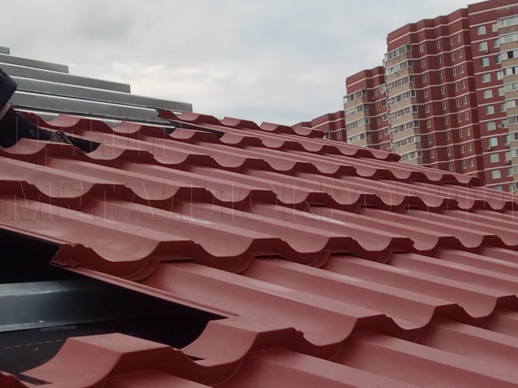 Металлочерепица Геркулес 8004 терракотовый Стальной Бархат от Центра Металлокровли в Тюмени